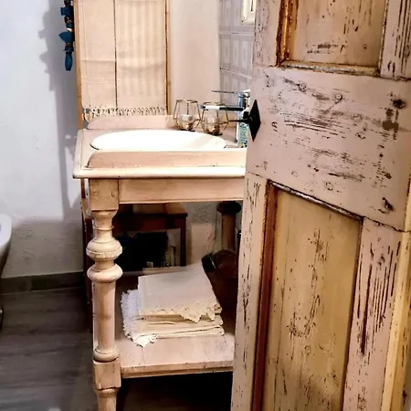 Von Der Festung Zum - Ihr Zuhause In By Interhome